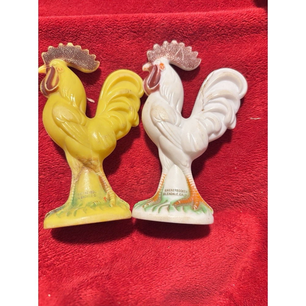 VTG 4.5" Knickerbocker Yellow & White Duo Hard Plastic Rooster Rattle (see desc)